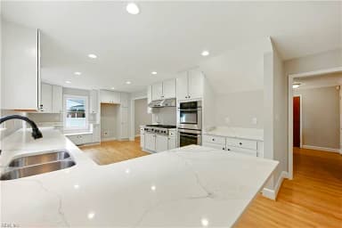 4328 Thoroughgood DR, VIRGINIA BEACH VA 23455 thumb 7