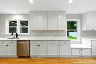 4328 Thoroughgood DR, VIRGINIA BEACH VA 23455 thumb 8