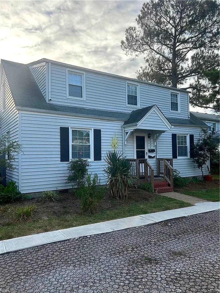 1232 W Ocean View AVE, NORFOLK VA 23503 - Photo 3