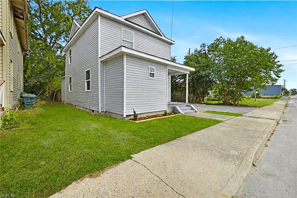 306 Wellons ST, SUFFOLK VA 23434 - Photo 5