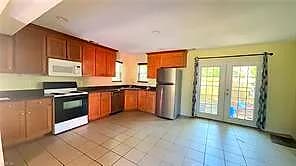 3605 Shell RD, HAMPTON VA 23661 - Photo 3