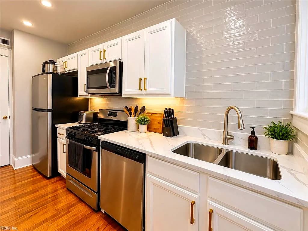 915 Spotswood AVE #4, NORFOLK VA 23517 - Photo 5