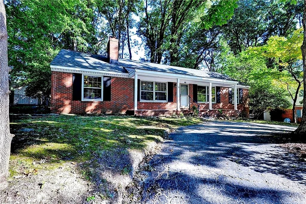 3 Bonnie LN, NEWPORT NEWS VA 23606 - Photo 2