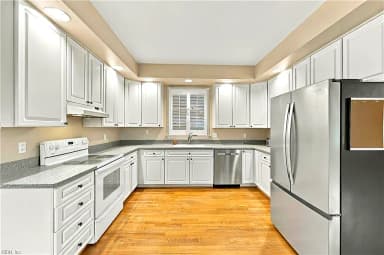 1342 Stockley GDNS, NORFOLK VA 23517 thumb 5