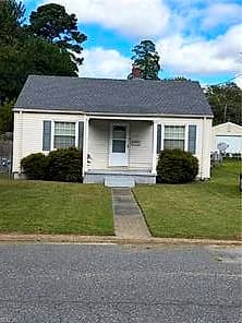 55 Bolling RD, PORTSMOUTH VA 23701 - Main photo