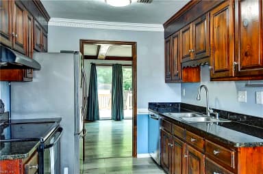 300 San Roman DR, CHESAPEAKE VA 23322 thumb 9