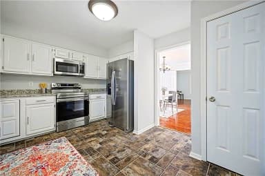 821 Lancaster LN, NEWPORT NEWS VA 23602 thumb 7