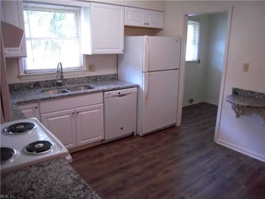 1008 Parkland LN, VIRGINIA BEACH VA 23464 thumb 3