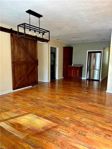 4700 Victory RD, VIRGINIA BEACH VA 23455 thumb 4