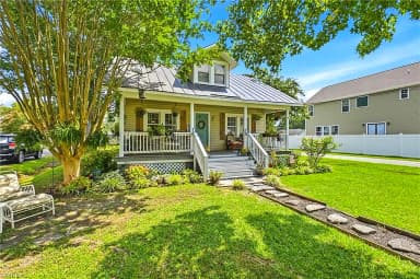 944 Bells Mill RD, CHESAPEAKE VA 23322 thumb 3