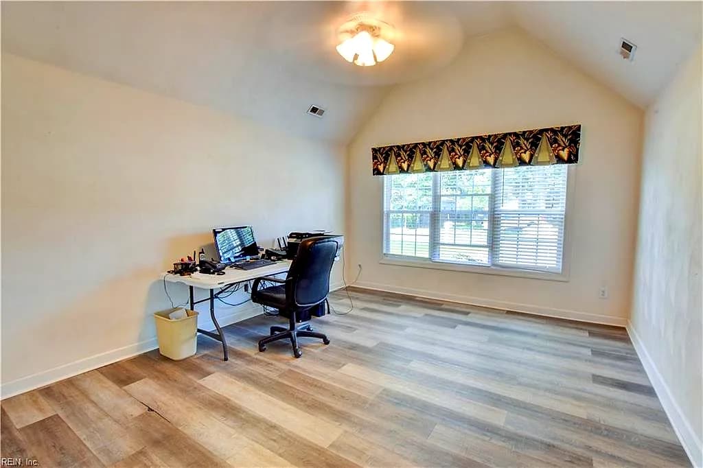 2005 Lockard AVE, CHESAPEAKE VA 23320 - Photo 3