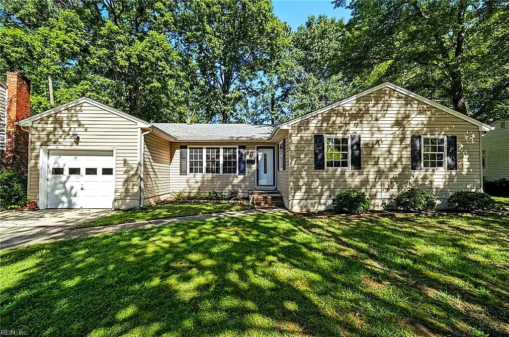 717 Keppel DR, NEWPORT NEWS VA 23608 - Photo 2