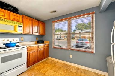 49 Lucinda CT, HAMPTON VA 23666 thumb 7