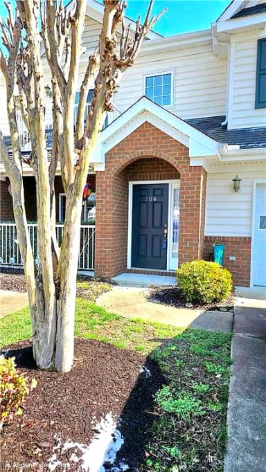 704 Rustads CIR, WILLIAMSBURG VA 23188 thumb 1