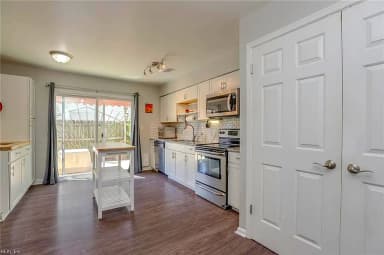 1916 Bunnell CT, VIRGINIA BEACH VA 23464 thumb 10