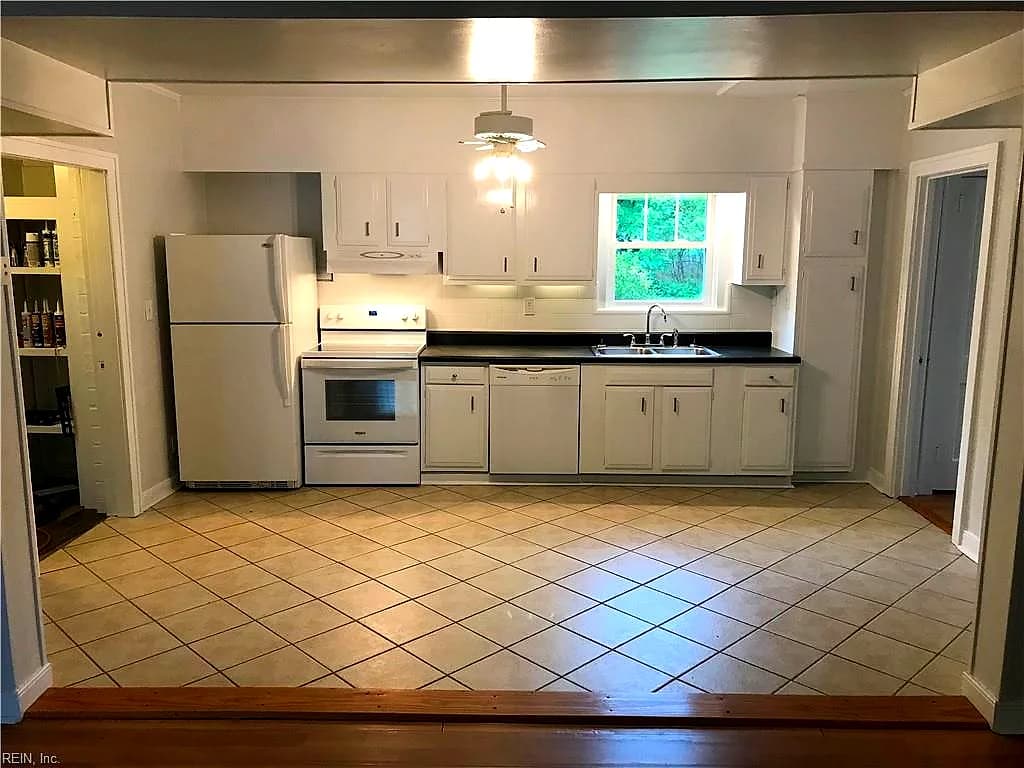 3600 Matoaka RD #A, HAMPTON VA 23661 - Photo 5