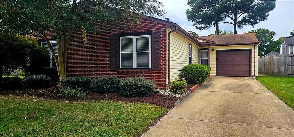 925 N Scarlet Oak CT, CHESAPEAKE VA 23320 - Photo 2