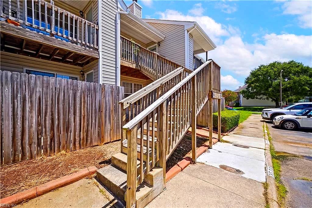 3506 Markham CT, VIRGINIA BEACH VA 23453 - Photo 3