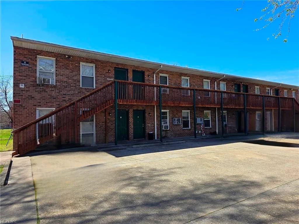 734 Johnson AVE, NORFOLK VA 23504 - Main photo