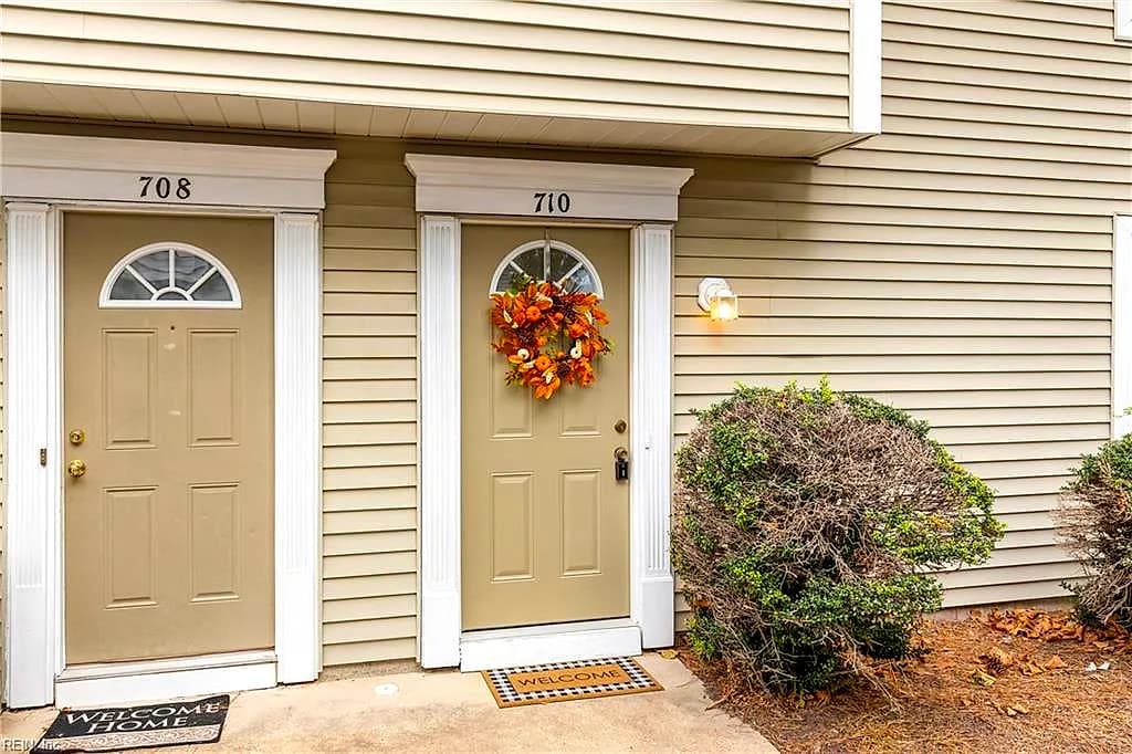 710 Gemstone LN, VIRGINIA BEACH VA 23462 - Photo 3