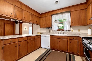 136 Princess Margaret DR, NEWPORT NEWS VA 23602 thumb 10