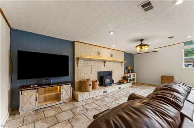 406 Grafton District RD, YORKTOWN VA 23692 thumb 10