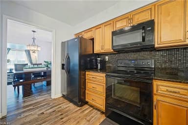 853 Yorkshire LN, NEWPORT NEWS VA 23608 thumb 12