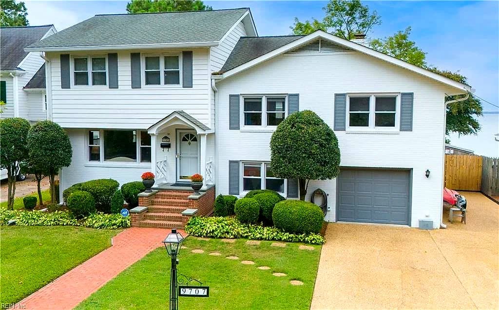 9707 River RD, NEWPORT NEWS VA 23601 - Main photo