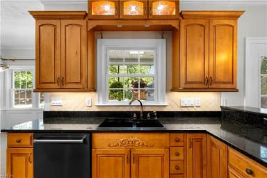 817 Maple Forest CT, CHESAPEAKE VA 23322 thumb 9