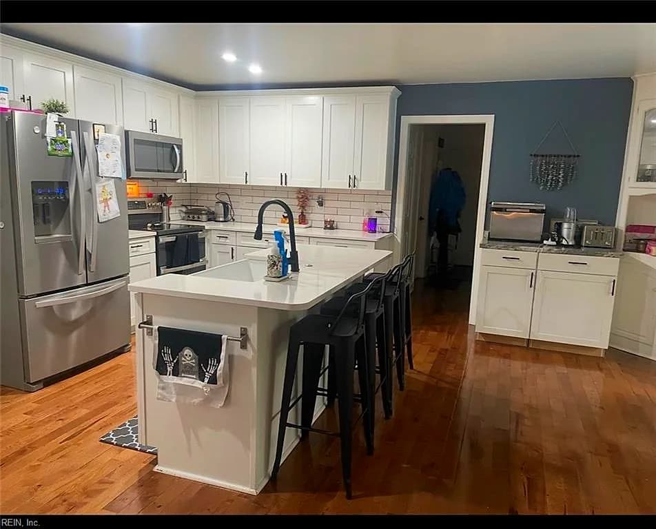 956 Timberlake DR, VIRGINIA BEACH VA 23464 - Photo 3