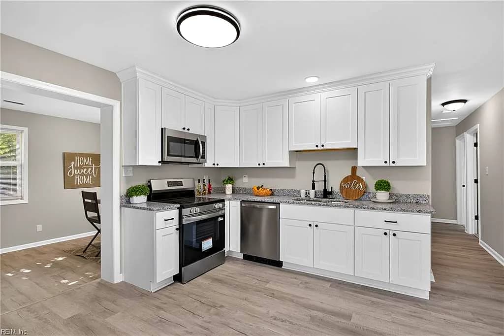 117 Jenness LN, NEWPORT NEWS VA 23602 - Photo 2