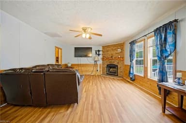 9025 Mill Swamp RD, SMITHFIELD VA 23430 thumb 12