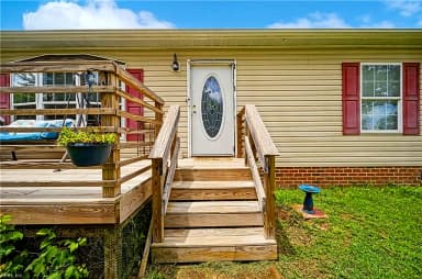 9025 Mill Swamp RD, SMITHFIELD VA 23430 thumb 3