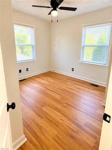 35 Moss AVE, HAMPTON VA 23669 thumb 9