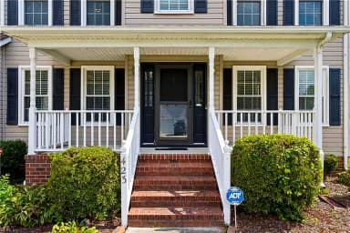 423 Las Gaviotas BLVD, CHESAPEAKE VA 23322 thumb 3