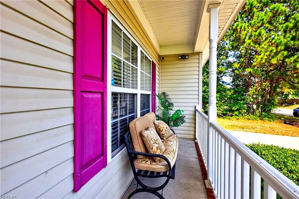 301 Forest View LN, SMITHFIELD VA 23430 - Photo 5
