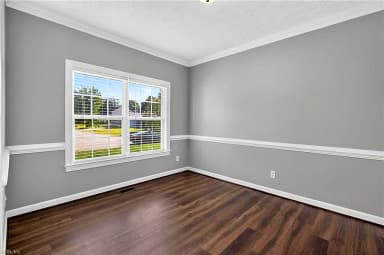 301 Forest View LN, SMITHFIELD VA 23430 thumb 6