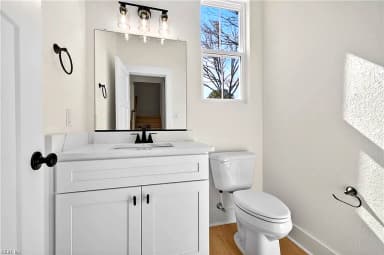 1635 Colonial AVE, SMITHFIELD VA 23430 thumb 6