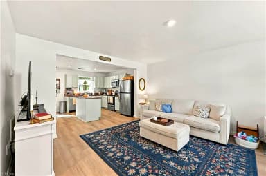 1202 Lakeview CV, SMITHFIELD VA 23430 thumb 6