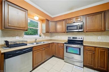 4852 Robin Hood RD, NORFOLK VA 23513 thumb 12