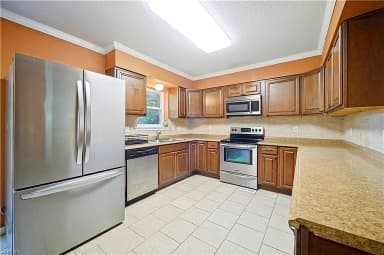 4852 Robin Hood RD, NORFOLK VA 23513 thumb 10