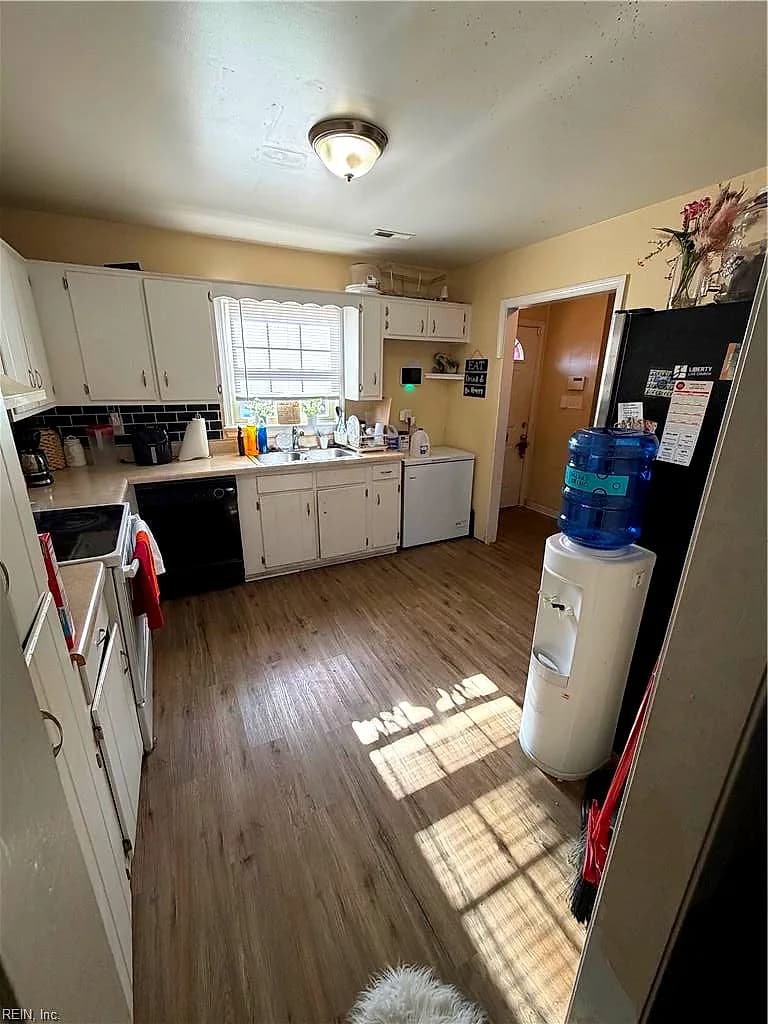 14541 Old Courthouse WAY #E, NEWPORT NEWS VA 23608 - Photo 5