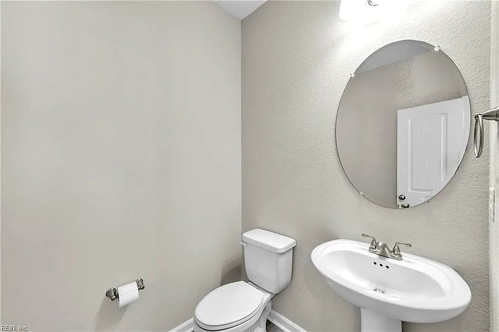 1454 Picadilly ST, NORFOLK VA 23513 - Photo 4