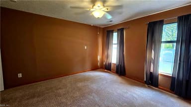 211 Tallyho DR, YORKTOWN VA 23693 thumb 10