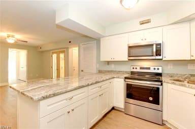 1041 Angler LN, VIRGINIA BEACH VA 23451 thumb 2