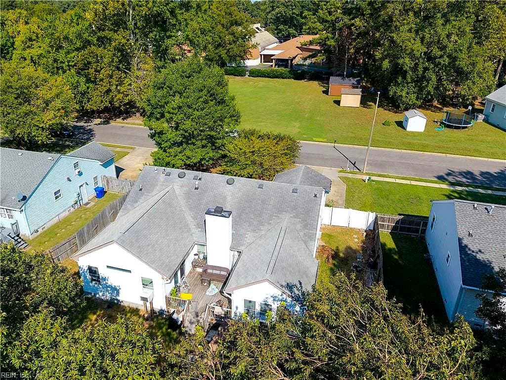 9 Baywood LN, PORTSMOUTH VA 23701 - Photo 4