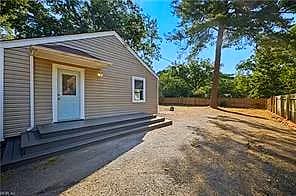 620 72nd ST, NEWPORT NEWS VA 23605 thumb 10