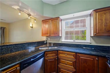 608 Guy LN, NEWPORT NEWS VA 23602 thumb 11