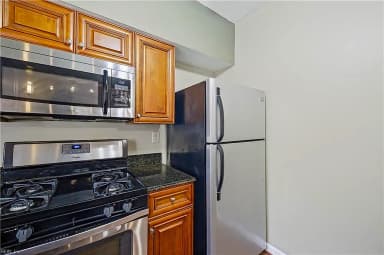 608 Guy LN, NEWPORT NEWS VA 23602 thumb 12