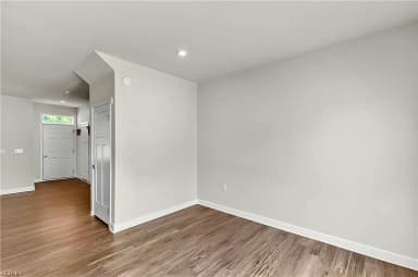 279 Brittlebrush DR, PORTSMOUTH VA 23701 thumb 12
